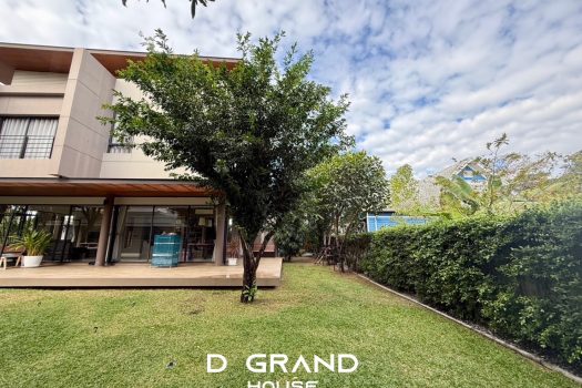 ขายบ้านหรู 2 ชั้น สไตล์ Modern Tropical ในหมู่บ้านปัญญาอินทรา