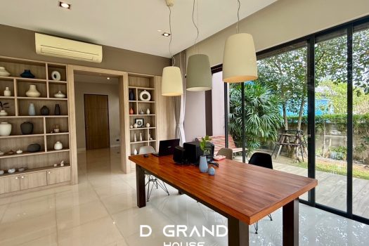 ขายบ้านหรู 2 ชั้น สไตล์ Modern Tropical ในหมู่บ้านปัญญาอินทรา