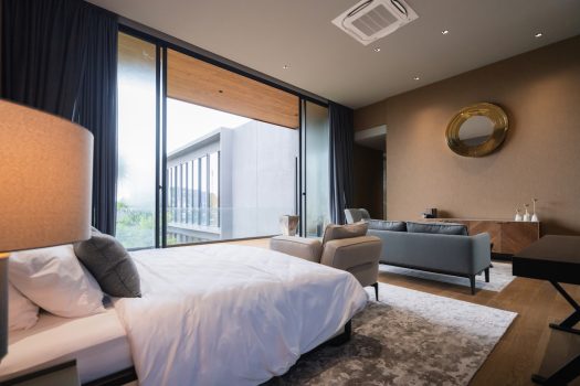 บ้านเดี่ยว สไตล์ Unique Modern 3 ชั้น ซอยนาคนิวาส 20 บ้านใหม่ แต่งสวยมาก พร้อมสระว่ายน้ำในตัวและลิฟท์