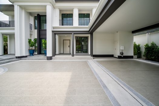 บ้านเดี่ยวพร้อมสระว่ายน้ำ สุด Exclusive แปลงเดียวใจกลางพระราม 9 ที่สุดแห่งทำเล และเป็นส่วนตัวเพียง 1 ยูนิต