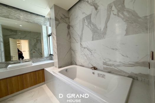 สำหรับครอบครัวใหญ่ ห้ามพลาด “𝗧𝗵𝗲 𝗞𝗲𝗽𝗹𝗲𝗿” บ้านหรู 𝗣𝗼𝗼𝗹 𝗩𝗶𝗹𝗹𝗮 𝟰 ชั้น ใกล้สวนหลวง ร.𝟵