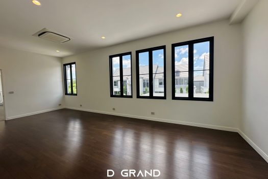 คฤหาสน์หรูหลังใหญ่ ตำแหน่งที่ดีและสวยที่สุดในโครงการนาราสิริ พหล วัชรพล