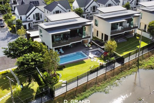 “𝗧𝗵𝗲 𝗥𝗶𝘃𝗲𝗿” บ้านเดี่ยว 𝗖𝗼𝗹𝗹𝗲𝗰𝘁𝗶𝗼𝗻 สุดพิเศษจากแสนสิริ ที่มีเพียง 𝟴 ครอบครัวที่ได้ครอบครองโดดเด่นด้วยสไตล์ 𝗠𝗼𝗱𝗲𝗿𝗻 𝗥𝗲𝘀𝗼𝗿𝘁