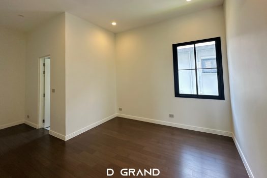 คฤหาสน์หรูหลังใหญ่ ตำแหน่งที่ดีและสวยที่สุดในโครงการนาราสิริ พหล วัชรพล