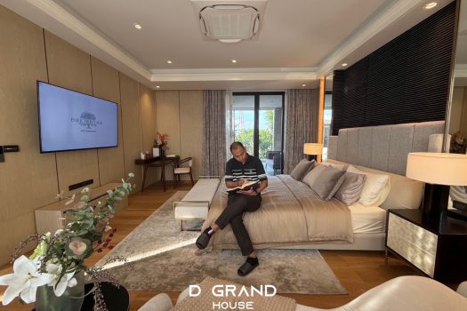 “𝗣𝗮𝗿𝗸 𝗛𝗲𝗿𝗶𝘁𝗮𝗴𝗲 𝗣𝗮𝘁𝘁𝗮𝗻𝗮𝗸𝗮𝗻” ตอบโจทย์ได้อย่างตรงใจ! บ้าน 𝟯 ชั้น สไตล์ 𝗟𝘂𝘅𝘂𝗿𝘆