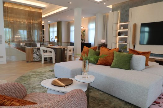 ห้ามพลาด โอกาสสุดพิเศษที่คุณจะได้เป็นเจ้าของบ้านสุดหรู โครงการ “𝐓𝐡𝐞 𝐑𝐨𝐲𝐚𝐥 𝐑𝐞𝐬𝐢𝐝𝐞𝐧𝐜𝐞” เกษตร นวมินทร์