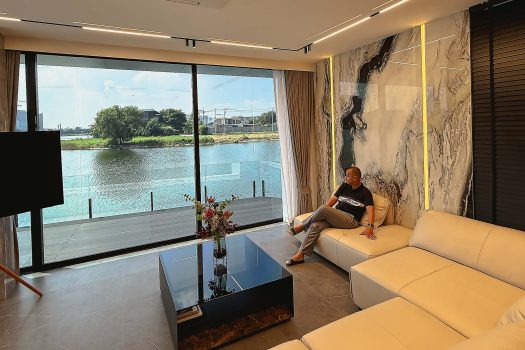 บ้านหรู 𝟯 ชั้น ริมทะเลสาบเมืองทองธานี โครงการ 𝗧𝗵𝗲 𝗟𝗮𝗸𝗲𝗻