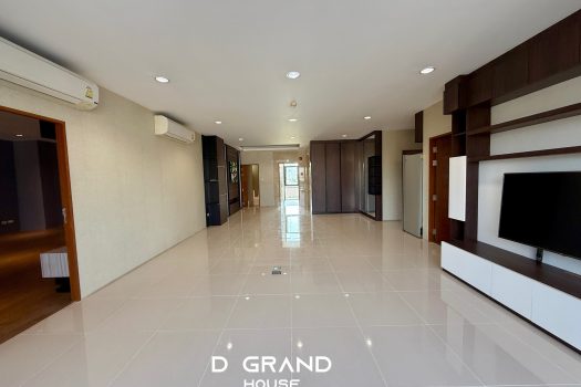 𝗨𝗟𝗧𝗥𝗔 𝗟𝗨𝗫𝗨𝗥𝗬 𝗣𝗢𝗢𝗟 𝗩𝗜𝗟𝗟𝗔 𝟲 ชั้น