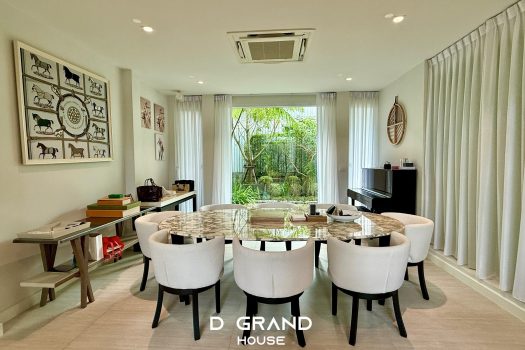 ปรับลดด่วน บ้านหรูซอยสุขุมวิท 𝟰𝟵 ทำเลดีมาก ราคาเพียง 𝟴𝟵 ล้านบาท.