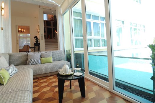 ห้ามพลาด โอกาสสุดพิเศษที่คุณจะได้เป็นเจ้าของบ้านสุดหรู โครงการ “𝐓𝐡𝐞 𝐑𝐨𝐲𝐚𝐥 𝐑𝐞𝐬𝐢𝐝𝐞𝐧𝐜𝐞” เกษตร นวมินทร์