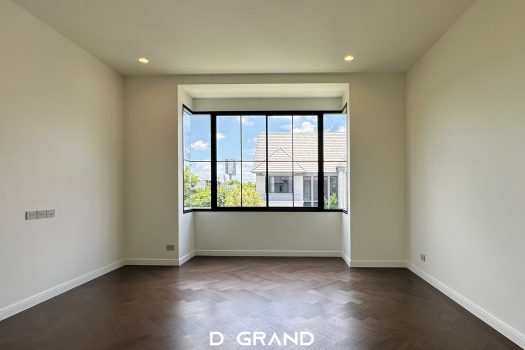 คฤหาสน์หรูหลังใหญ่ ตำแหน่งที่ดีและสวยที่สุดในโครงการนาราสิริ พหล วัชรพล