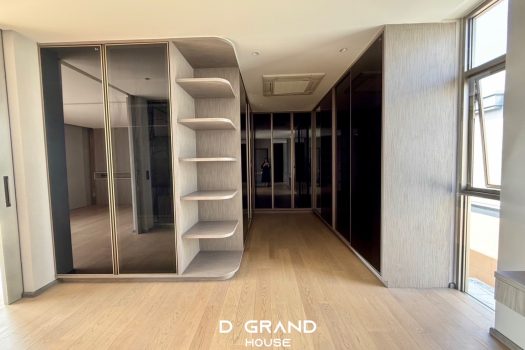 สำหรับครอบครัวใหญ่ ห้ามพลาด “𝗧𝗵𝗲 𝗞𝗲𝗽𝗹𝗲𝗿” บ้านหรู 𝗣𝗼𝗼𝗹 𝗩𝗶𝗹𝗹𝗮 𝟰 ชั้น ใกล้สวนหลวง ร.𝟵