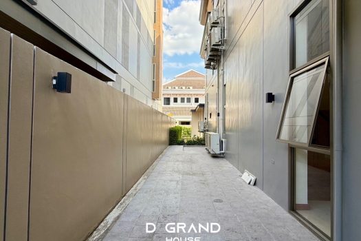 สำหรับครอบครัวใหญ่ ห้ามพลาด “𝗧𝗵𝗲 𝗞𝗲𝗽𝗹𝗲𝗿” บ้านหรู 𝗣𝗼𝗼𝗹 𝗩𝗶𝗹𝗹𝗮 𝟰 ชั้น ใกล้สวนหลวง ร.𝟵