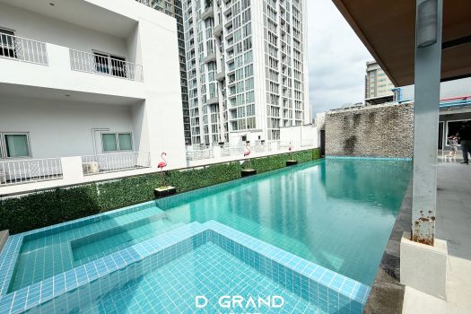 URGENT SALE/RENT : 𝗗𝗮𝘇𝘇𝗹𝗲 𝗖𝗼𝗻𝗱𝗼 : A Low Rise Condo in Sukhumvit Soi 7