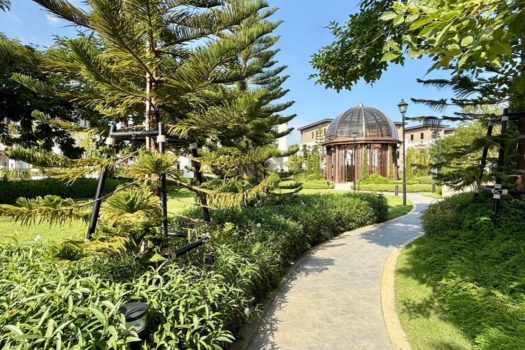 2 แปลงสุดท้าย ห้ามพลาด โอกาสสุดท้ายในการเป็นเจ้าของ คฤหาสน์สุดหรูทำเลกรุงเทพกรีฑาตัดใหม่ ใกล้โรงเรียนนานาชาติ