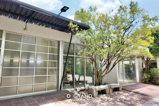 บ้านหรูในสนามกอล์ฟ วิวทะเลสาบ ทำเลดี ฮวงจุ้ยรับทรัพย์ พื้นที่ใช้สอยจัดเต็ม 1,000 ตร.ม. คุ้มเกินไปไหม!