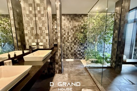 ปรับลดด่วน บ้านหรูซอยสุขุมวิท 𝟰𝟵 ทำเลดีมาก ราคาเพียง 𝟴𝟵 ล้านบาท.