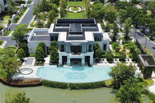 คฤหาสน์หรูหลังใหญ่ ตำแหน่งที่ดีและสวยที่สุดในโครงการนาราสิริ พหล วัชรพล