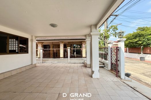 ขายบ้านเดี่ยว พื้นที่ใหญ่ ราคาสุดคุ้มค่า! ใน หมู่บ้านชลลดา สายไหม