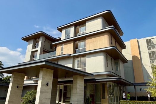 สำหรับครอบครัวใหญ่ ห้ามพลาด “𝗧𝗵𝗲 𝗞𝗲𝗽𝗹𝗲𝗿” บ้านหรู 𝗣𝗼𝗼𝗹 𝗩𝗶𝗹𝗹𝗮 𝟰 ชั้น ใกล้สวนหลวง ร.𝟵