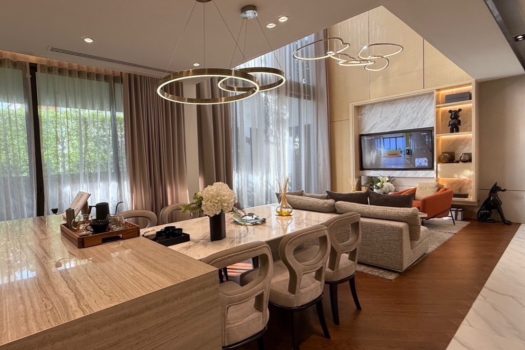 “𝗣𝗮𝗿𝗸 𝗛𝗲𝗿𝗶𝘁𝗮𝗴𝗲 𝗣𝗮𝘁𝘁𝗮𝗻𝗮𝗸𝗮𝗻” ตอบโจทย์ได้อย่างตรงใจ! บ้าน 𝟯 ชั้น สไตล์ 𝗟𝘂𝘅𝘂𝗿𝘆