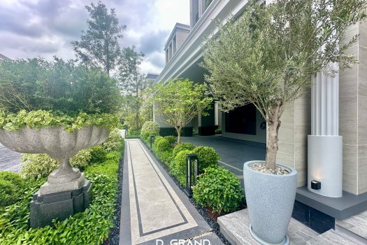 ด่วน 9 หลังสุดท้าย นัดชมด่วน “ 𝐂𝐨𝐧𝐧𝐨𝐢𝐬𝐬𝐞𝐮𝐫 𝐏𝐡𝐚𝐭𝐭𝐡𝐚𝐧𝐚𝐤𝐚𝐧 ” ที่สุดของคฤหาสน์หรูบนทำเลพัฒนาการ