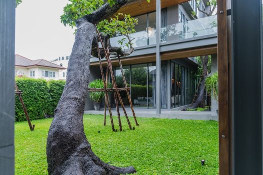 บ้านเดี่ยว สไตล์ Unique Modern 3 ชั้น ซอยนาคนิวาส 20 บ้านใหม่ แต่งสวยมาก พร้อมสระว่ายน้ำในตัวและลิฟท์