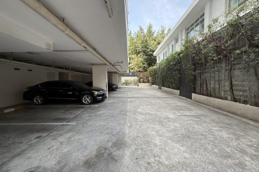 𝗙𝗼𝗿 𝗦𝗮𝗹𝗲: 𝗣𝗲𝗮𝗿𝗹 𝗥𝗲𝘀𝗶𝗱𝗲𝗻𝗰𝗲 𝗦𝘂𝗸𝗵𝘂𝗺𝘃𝗶𝘁 𝟮𝟰 𝗰𝗼𝗻𝗱𝗼𝗺𝗶𝗻𝗶𝘂𝗺!