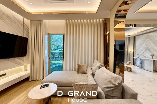 ครบทั้งความหรูหราและความสะดวกสบายในทุกมุม 𝗕𝗮𝗻𝗴𝗸𝗼𝗸 𝗕𝗼𝘂𝗹𝗲𝘃𝗮𝗿𝗱 𝗦𝗶𝗴𝗻𝗮𝘁𝘂𝗿𝗲 ลาดพร้าว–เสรีไทย