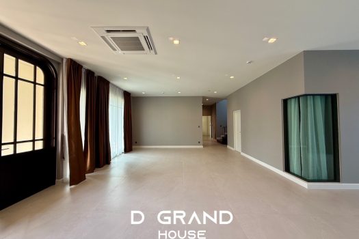 ขายด่วน! บ้านหรู 𝐆𝐫𝐚𝐧𝐝 𝐁𝐚𝐧𝐠𝐤𝐨𝐤 𝐁𝐨𝐮𝐥𝐞𝐯𝐚𝐫𝐝 กรุงเทพกรีฑา ในราคาสุดพิเศษ ถูกกว่าโครงการ !