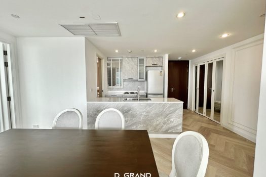 𝗙𝗼𝗿 𝗦𝗮𝗹𝗲: 𝗠𝗮𝗻𝗵𝗮𝘁𝘁𝗮𝗻 𝗖𝗵𝗶𝗱𝗹𝗼𝗺 Pet Friendly Condo ใจกลางเมือง