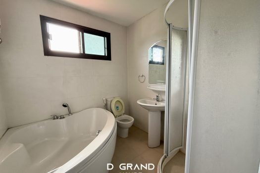 ขายบ้านเดี่ยว พื้นที่ใหญ่ ราคาสุดคุ้มค่า! ใน หมู่บ้านชลลดา สายไหม