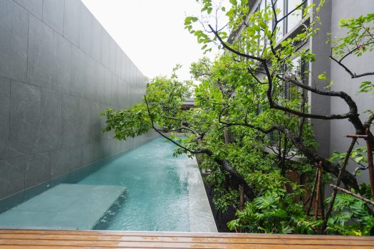 บ้านเดี่ยว สไตล์ Unique Modern 3 ชั้น ซอยนาคนิวาส 20 บ้านใหม่ แต่งสวยมาก พร้อมสระว่ายน้ำในตัวและลิฟท์