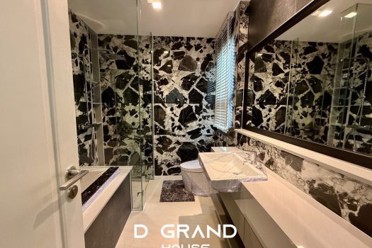 ขายด่วน! บ้านหรู 𝐆𝐫𝐚𝐧𝐝 𝐁𝐚𝐧𝐠𝐤𝐨𝐤 𝐁𝐨𝐮𝐥𝐞𝐯𝐚𝐫𝐝 กรุงเทพกรีฑา ในราคาสุดพิเศษ ถูกกว่าโครงการ !