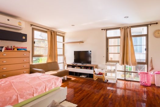 ที่ดินพร้อมสิ่งปลูกสร้าง ซอย กรุงเทพ-นนท์ 44 ที่ดินแปลงใหญ่ ใกล้ทางด่วนประชาชื่นเพียง 5 นาที