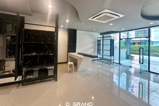 Luxury Home Office แปลงมุม พร้อมลิฟต์ @ Premium Place เอกมัย-รามอินทรา 2 สุคนธสวัสดิ์