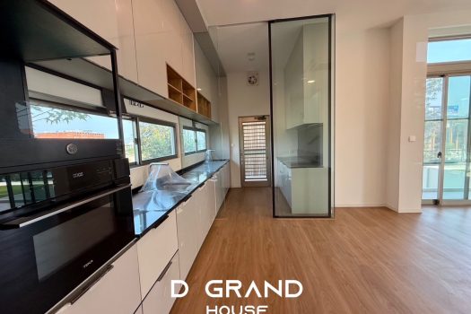 โครงการบ้านเดี่ยวสุดหรู จาก 𝗟𝗮𝗻𝗱 & 𝗛𝗼𝘂𝘀𝗲𝘀 ทำเลดี ติดสนามกอล์ฟ