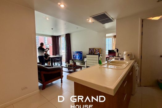 Hot Deal! Luxury 2BR Condo in Chidlom – Below Market Price!