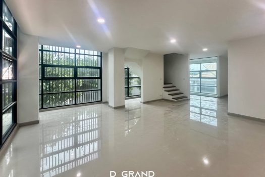 Luxury Home Office แปลงมุม พร้อมลิฟต์ @ Premium Place เอกมัย-รามอินทรา 2 สุคนธสวัสดิ์