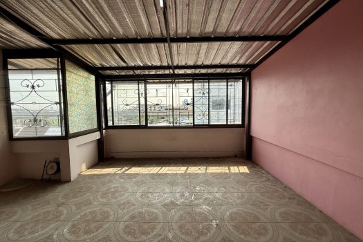 ขายด่วน ตึกแถว 3.5 ชั้น ซอยสิรินธร 4 ทำเลทอง ใกล้รถไฟฟ้าบางบำหรุ 100 เมตร!