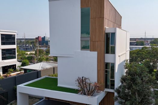 บ้านเดี่ยว 𝟯 ชั้น หลังมุม โครงการ 𝗩𝗜𝗩𝗘 พระราม 𝟵 – ราคาดี คุ้มเกินคาด!