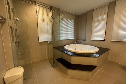 บ้านหรู Grand Bangkok Boulevard รัชดา-รามอินทรา 2 บ้านเดี่ยวสุดพรีเมียม ตกแต่งครบ พร้อมเข้าอยู่