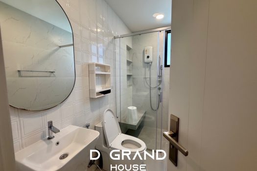 ขาย/ให้เช่า บ้านหรู 𝗡𝗮𝗻𝘁𝗮𝘄𝗮𝗻 พระราม 𝟵 กรุงเทพกรีฑาตัดใหม่ บ้านแปลงมุม ติดสวน แต่งสวย พร้อมสระว่ายน้ำ