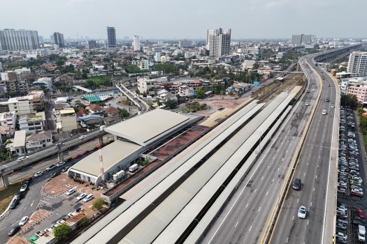 ขายด่วน ตึกแถว 3.5 ชั้น ซอยสิรินธร 4 ทำเลทอง ใกล้รถไฟฟ้าบางบำหรุ 100 เมตร!