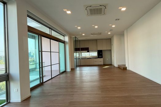 บ้านเดี่ยว 𝟯 ชั้น หลังมุม โครงการ 𝗩𝗜𝗩𝗘 พระราม 𝟵 – ราคาดี คุ้มเกินคาด!