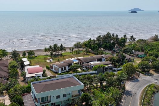 𝗖𝗛𝗔𝗡 𝗣𝗿𝗶𝘃𝗮𝘁𝗲 𝗥𝗲𝘀𝗼𝗿𝘁 – รีสอร์ทหรูติดทะเล บรรยากาศส่วนตัว