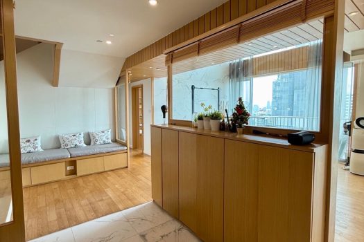 𝗣𝗲𝗻𝘁𝗵𝗼𝘂𝘀𝗲 𝟮 ชั้น ใจกลางสุขุมวิท ใกล้ 𝗕𝗧𝗦 ทองหล่อ “𝗙𝘂𝗹𝗹𝗲𝗿𝘁𝗼𝗻 𝗦𝘂𝗸𝗵𝘂𝗺𝘃𝗶𝘁”