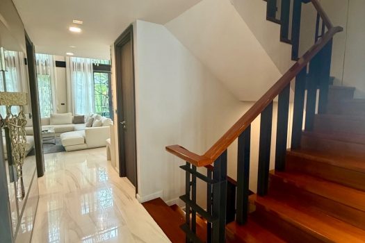 𝗥𝗮𝗿𝗲 𝗶𝘁𝗲𝗺 ใจกลางสุขุมวิท — ทาวน์โฮมหรู 𝟰.𝟱 ชั้น โครงการ 𝗤𝘂𝗮𝗿𝘁𝗲𝗿 𝟯𝟭 โครงการหรู สุด 𝗣𝗿𝗶𝘃𝗮𝘁𝗲 สำหรับ 𝟮𝟬 ครอบครัว พร้อมลิฟต์ส่วนตัว