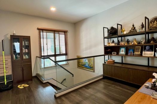 ขายบ้านสวย หลังมุมสุดเท่ห์ สไตล์ Loft “VIVE บางนา กม.7”