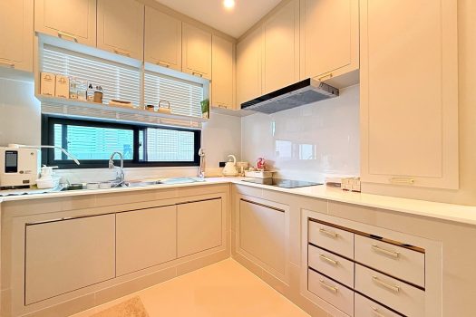 บ้านหรูวิวสนามกอล์ฟ – โครงการเศรษฐสิริ กรุงเทพฯ-ปทุมธานี